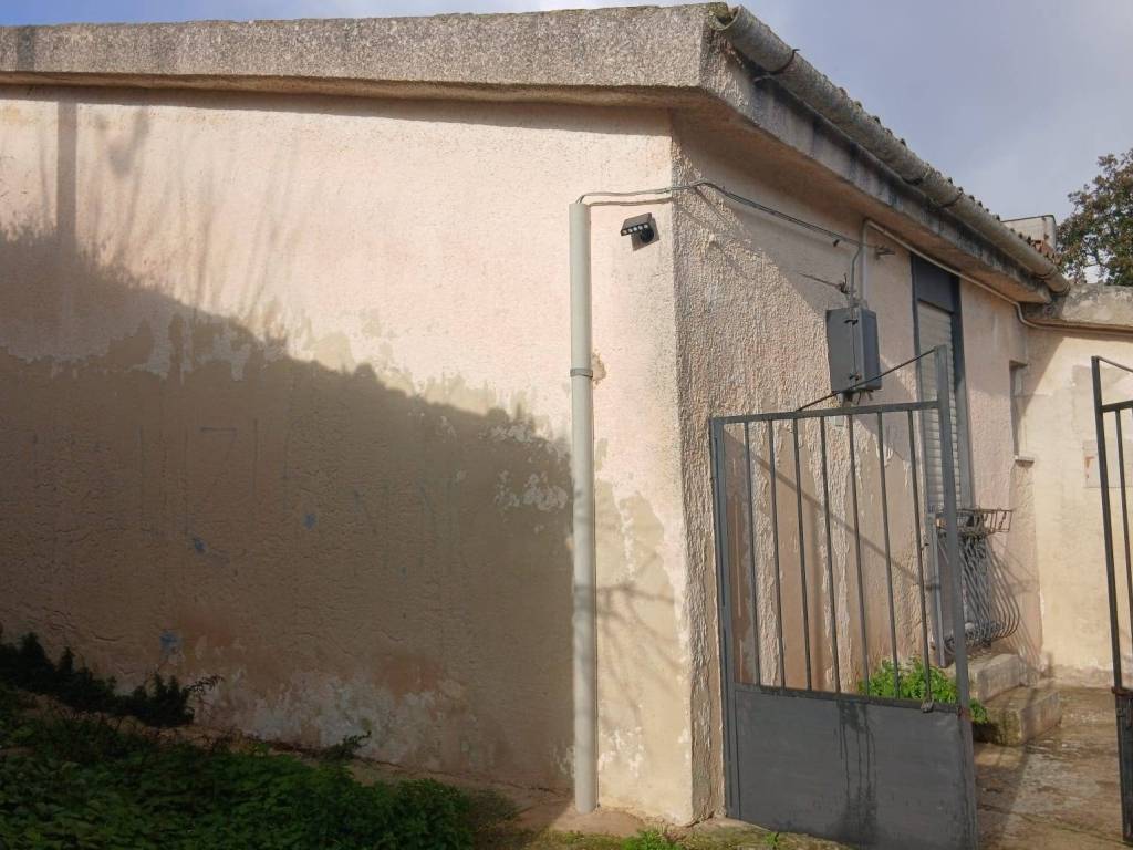 casa indipendente in vendita a Noto in zona Rigolizia
