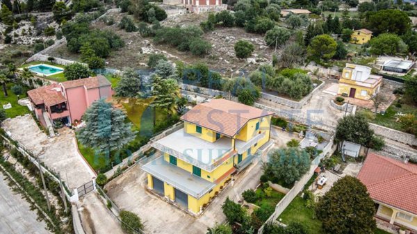 villa in vendita a Noto