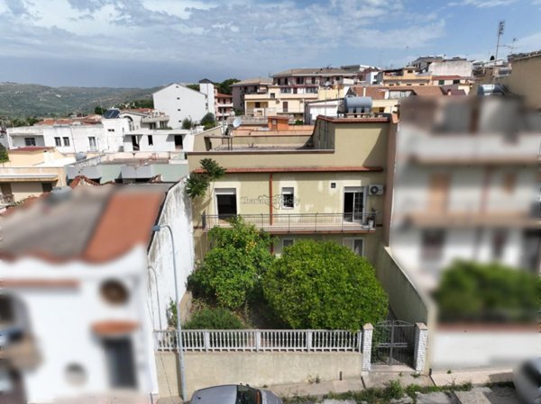 casa indipendente in vendita a Noto