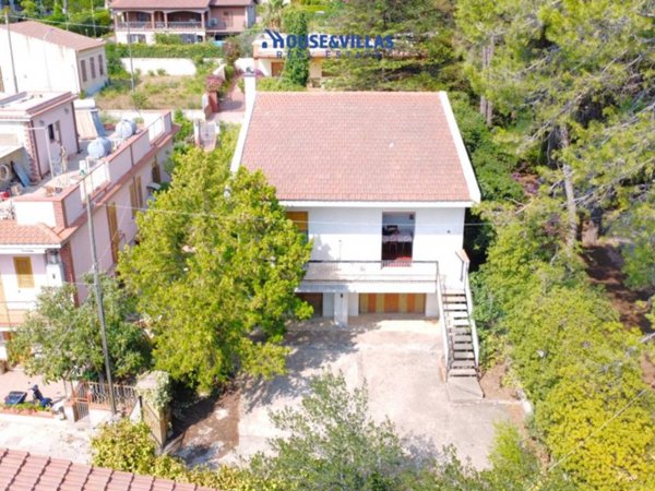 casa indipendente in vendita a Noto in zona San Corrado di Fuori