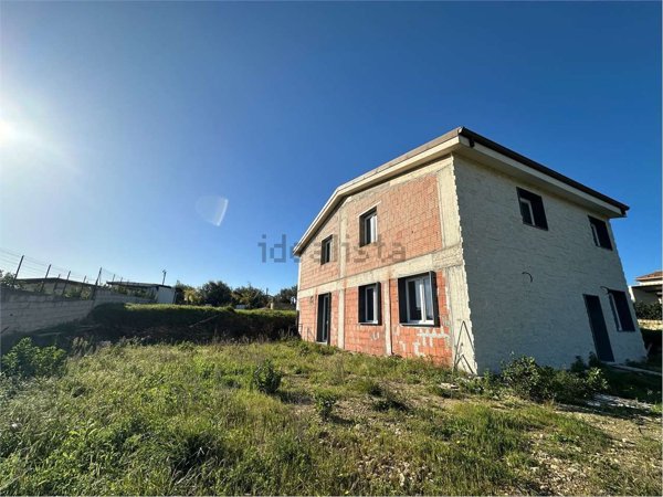 casa indipendente in vendita a Noto