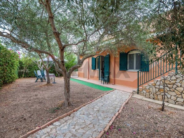 casa indipendente in vendita a Noto in zona San Lorenzo