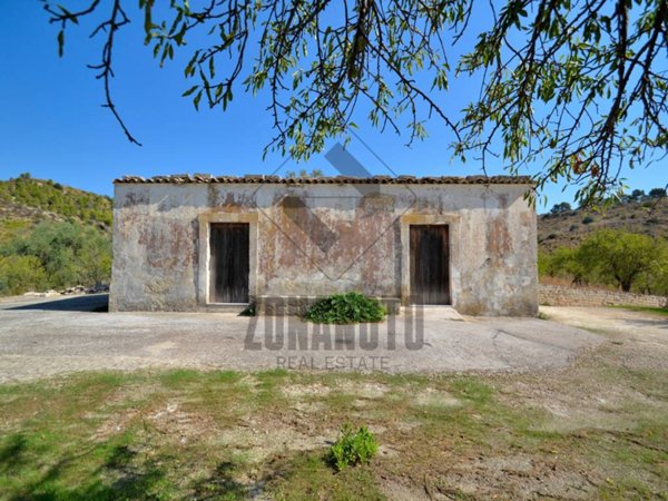 casa indipendente in vendita a Noto