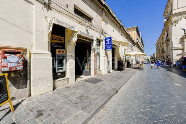 negozio in vendita a Noto