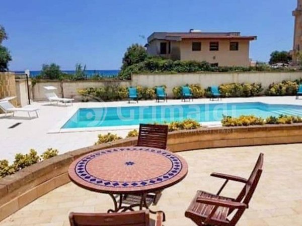 casa indipendente in vendita a Noto in zona Lido di Noto