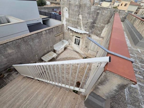 casa indipendente in vendita a Noto