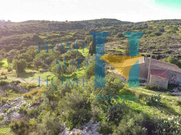 casa indipendente in vendita a Noto in zona Vendicari