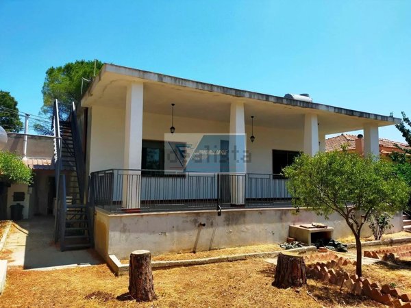 casa indipendente in vendita a Noto in zona Villa Vela
