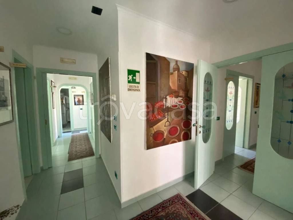 negozio in vendita a Noto