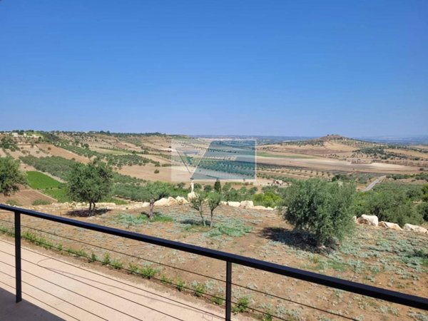 casa indipendente in vendita a Noto