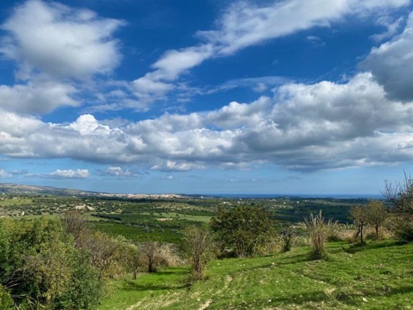 casa indipendente in vendita a Noto