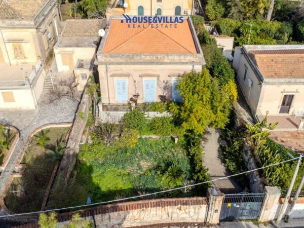 casa indipendente in vendita a Noto in zona San Corrado di Fuori