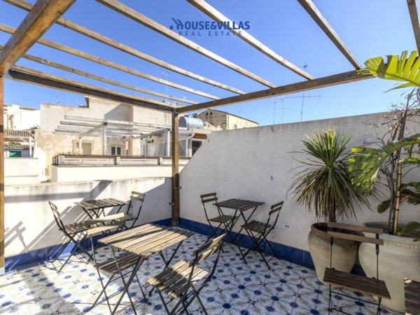 casa indipendente in vendita a Noto