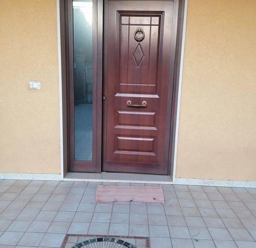 casa indipendente in vendita a Noto in zona Lenzavacche