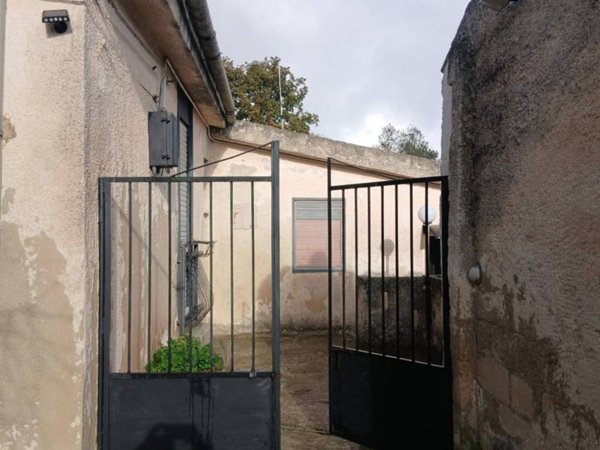 casa indipendente in vendita a Noto in zona Rigolizia