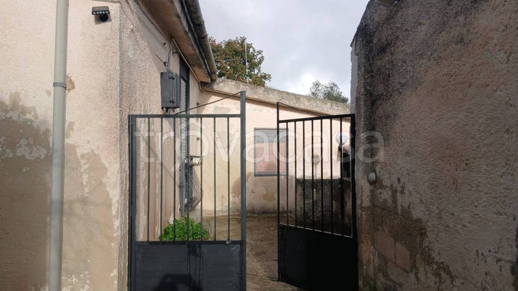 casa indipendente in vendita a Noto in zona Rigolizia