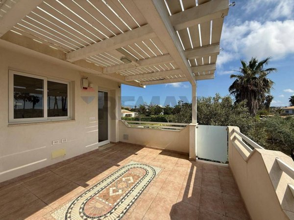 casa indipendente in vendita a Noto in zona San Lorenzo