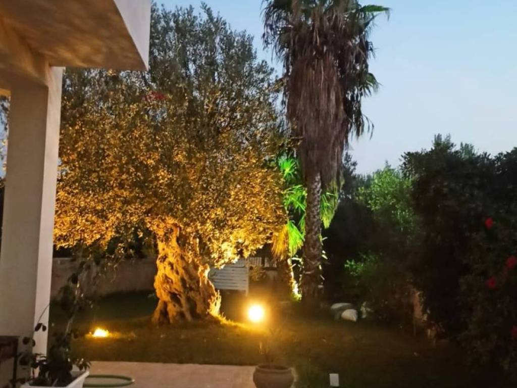 casa indipendente in vendita a Noto in zona Reitani