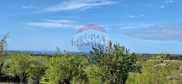 casa indipendente in vendita a Noto