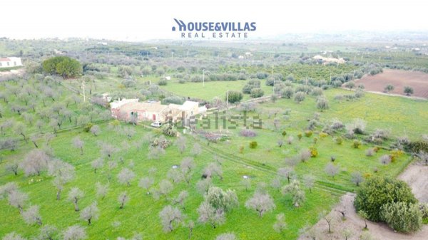 casa indipendente in vendita a Noto in zona Vendicari