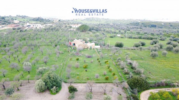 casa indipendente in vendita a Noto in zona Vendicari