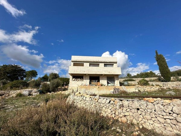 casa indipendente in vendita a Noto