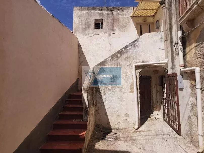 casa indipendente in vendita a Noto