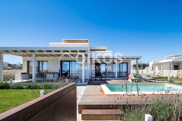 casa indipendente in vendita a Noto in zona San Lorenzo