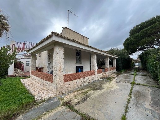 casa indipendente in vendita a Noto in zona San Lorenzo