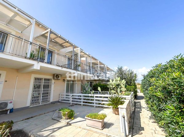 appartamento in vendita a Noto in zona Calabernardo