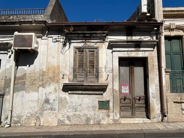 appartamento in vendita a Noto in zona Madonna Marina