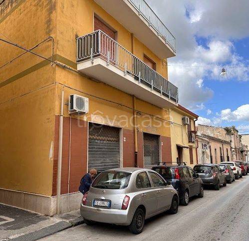 locale commerciale in vendita a Noto