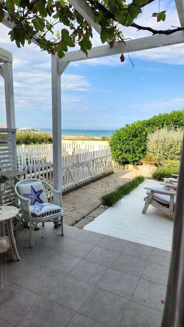 casa indipendente in vendita a Noto in zona Calabernardo