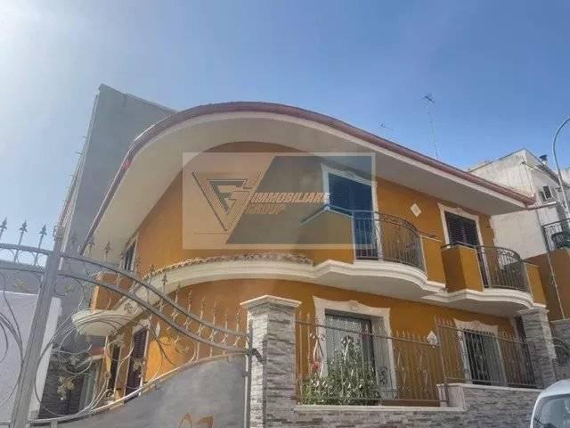 casa indipendente in vendita a Noto