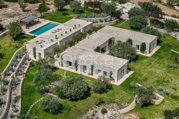 casa indipendente in vendita a Noto