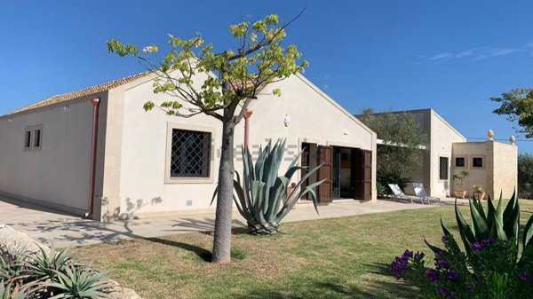 azienda agricola in vendita a Noto