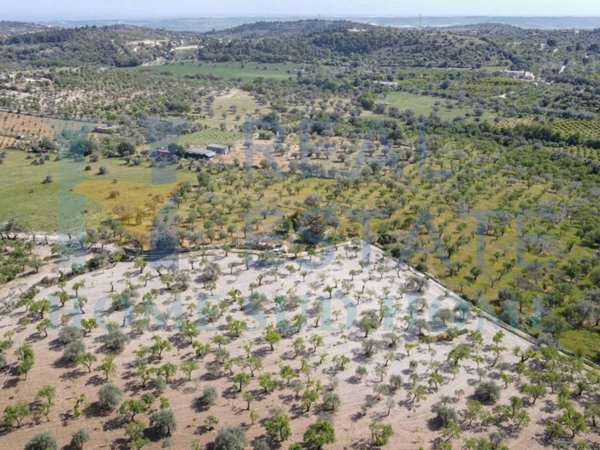 casa indipendente in vendita a Noto