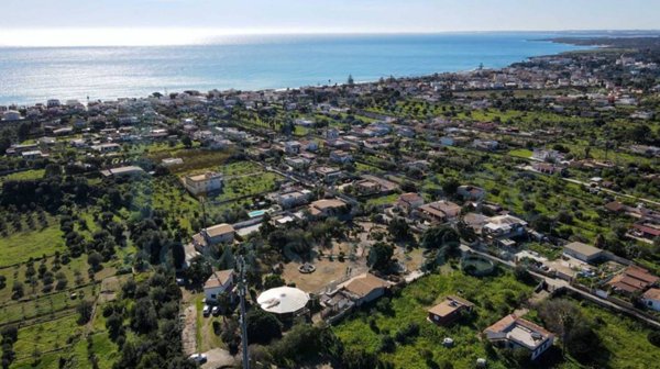 terreno edificabile in vendita a Noto in zona Lido di Noto