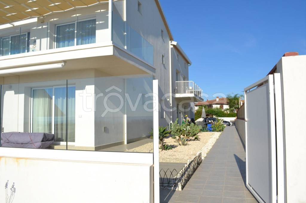 appartamento in vendita a Noto in zona Calabernardo