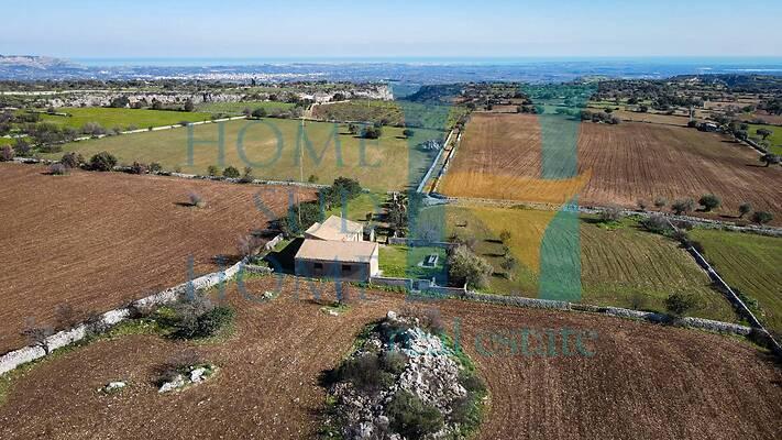 negozio in vendita a Noto