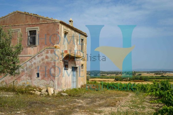 appartamento in vendita a Noto in zona San Lorenzo