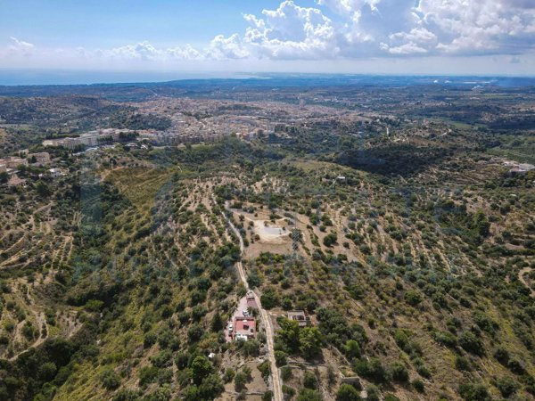 casa indipendente in vendita a Noto