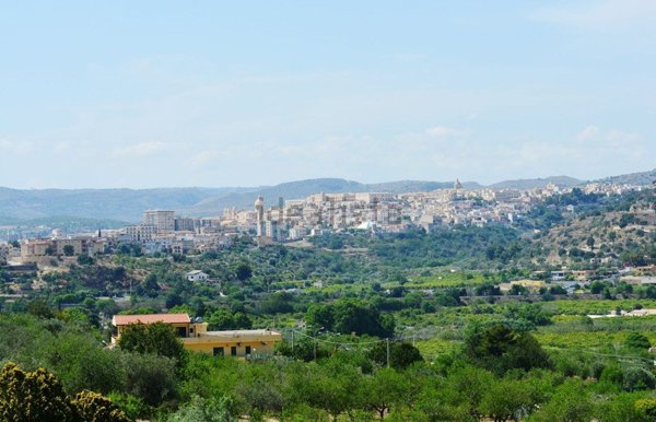 casa indipendente in vendita a Noto