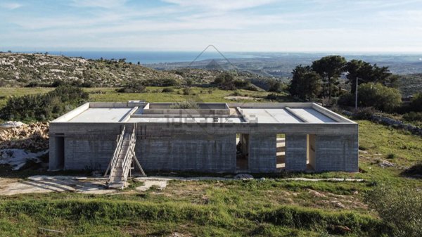 casa indipendente in vendita a Noto
