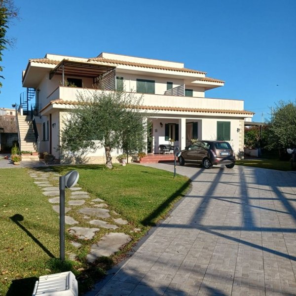 casa indipendente in vendita a Noto in zona Lido di Noto