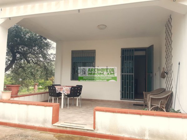 casa indipendente in vendita a Noto in zona Calabernardo