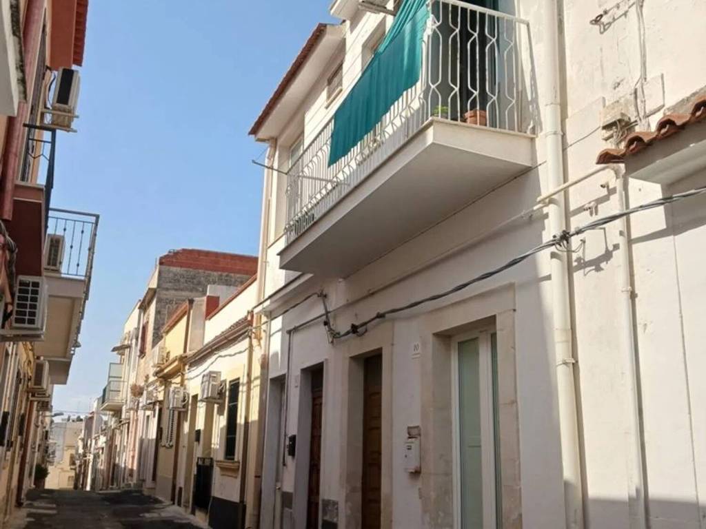 casa indipendente in vendita a Noto