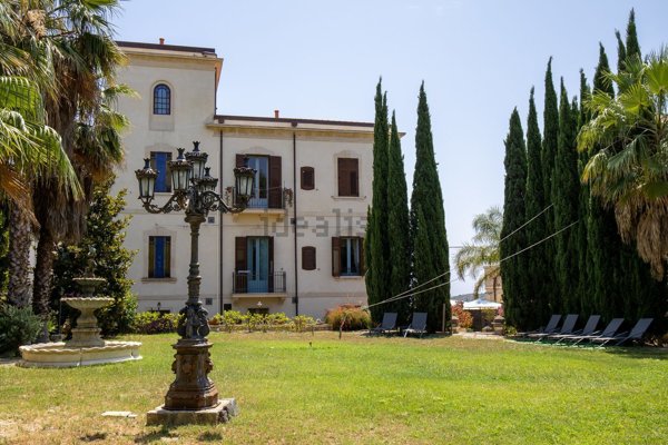 casa indipendente in vendita a Noto