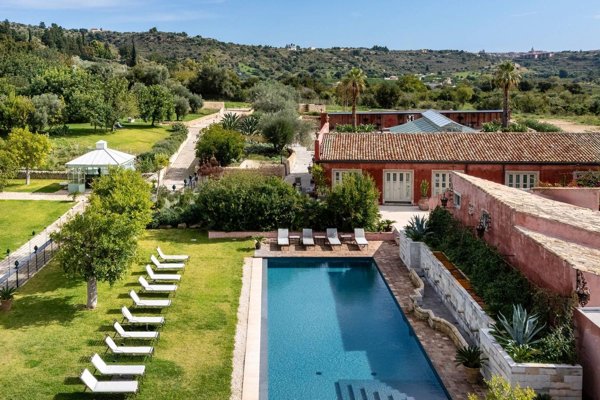 casa indipendente in vendita a Noto