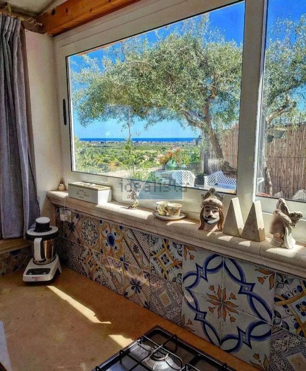 casa indipendente in vendita a Noto